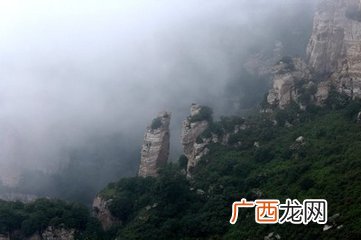空山不见人但闻人语声的意思,“但闻人语响”是什么意思？