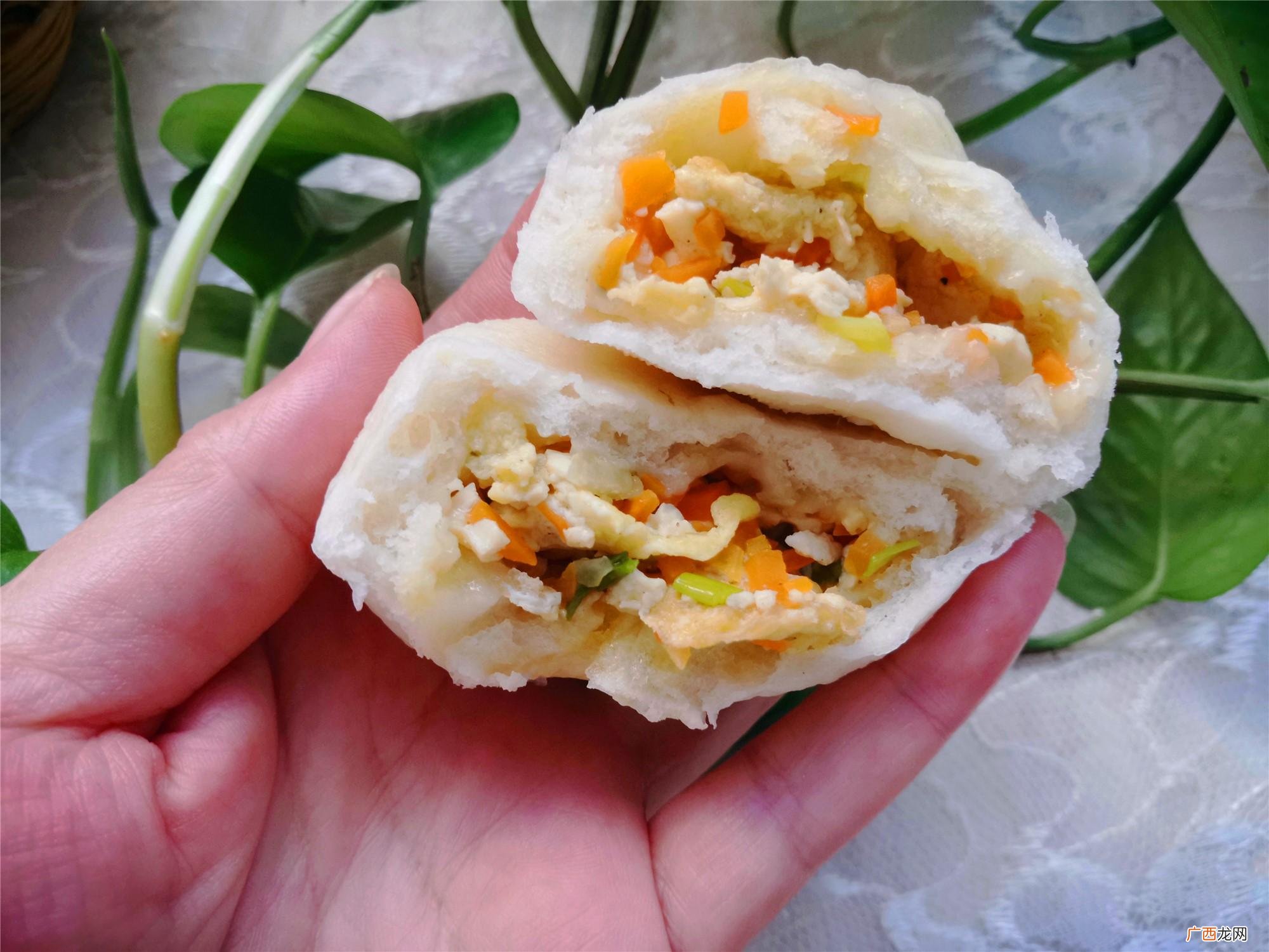 豆腐素馅包子的馅如何调,莲藕豆腐素馅包子怎么做？