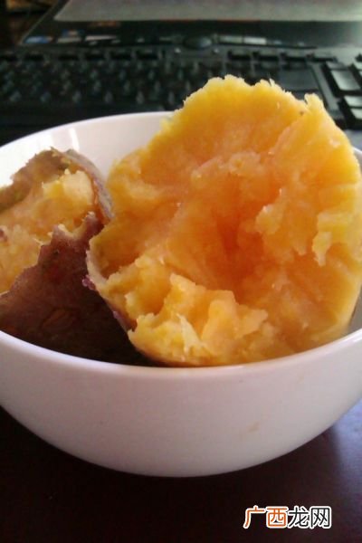 电饭煲煮红薯怎么煮,番薯放电饭煲煮多久?