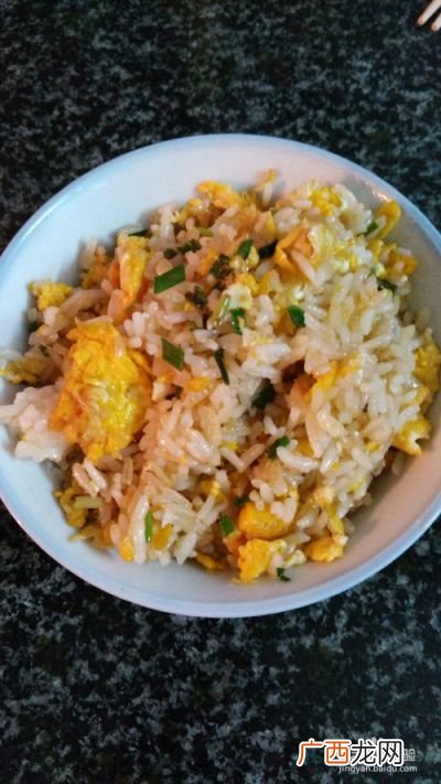 炒鸡蛋饭怎么炒,怎样炒鸡蛋饭？