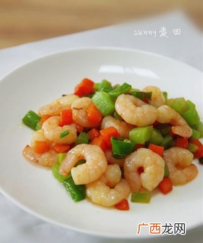 炒虾仁怎么炒好吃又嫩,虾仁怎么做不柴还嫩？
