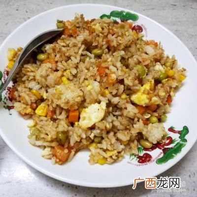 炒饭怎么做好吃,蛋炒饭的米饭怎么煮好吃？