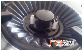 煤气灶点火针不放电怎么回事,燃气炉打火针不放电是什么原因？