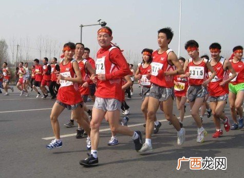 阅读马拉松是什么意思,报名马拉松时要上传参赛证书，第一次参加没有怎么办？