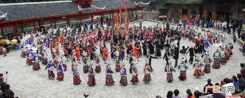 第十三届全国人民代表大会第一次会议通过的宪法修正案 少数民族有哪些族几个
