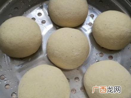 小麦粉可以做馒头吗,一斤小麦面粉能做多少斤馒头？
