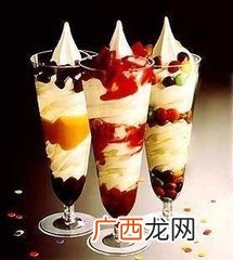 做冰淇淋怎么做最简单的方法,塔城玛洛什冰淇淋的做法？