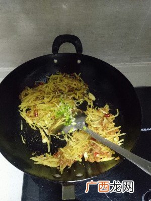 怎么炒酸粉,马山酸粉的做法及配料？