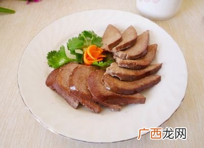盐水猪肝怎么煮好吃又嫩,家常煮猪肝的方法煮猪肝放盐吗？
