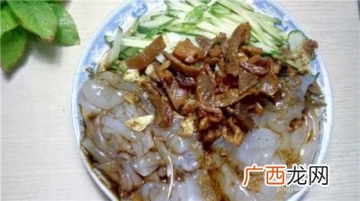 炒拉皮怎么做最好吃,如何做炒肉拉皮?