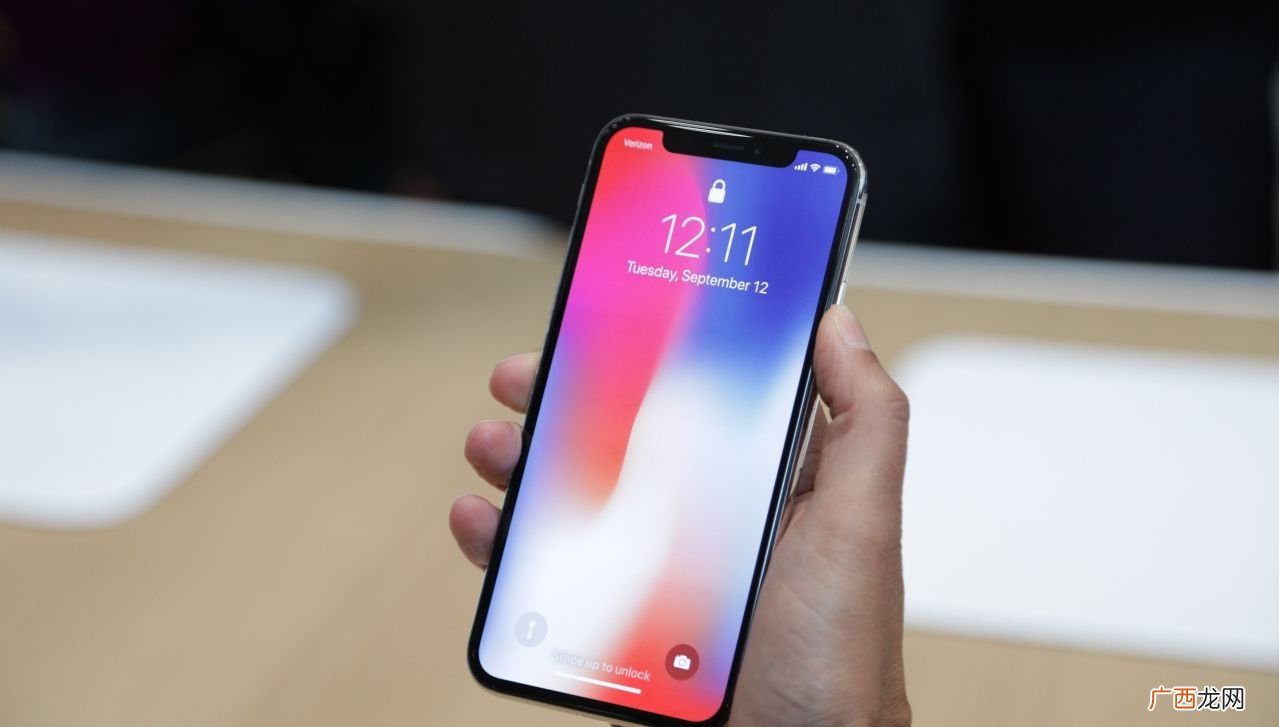 iPhoneX采用什么处理器,iphonex上市时间是哪一年？