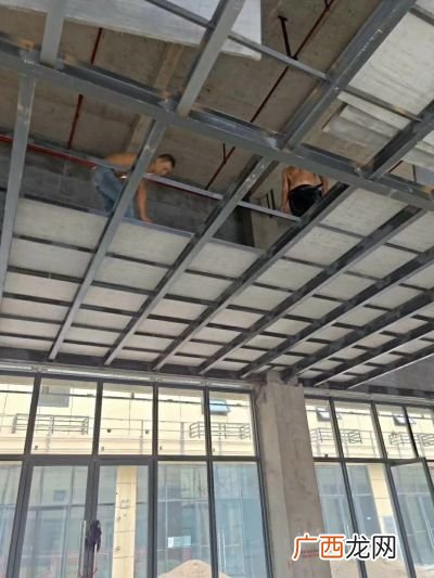 钢结构用什么楼板,钢结构楼板厚度标准？