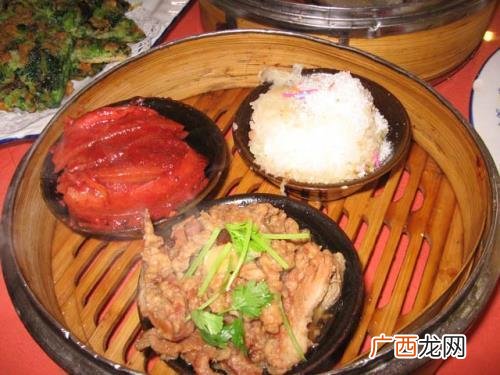 扣碗怎么做,盐菜扣碗的家常做法？