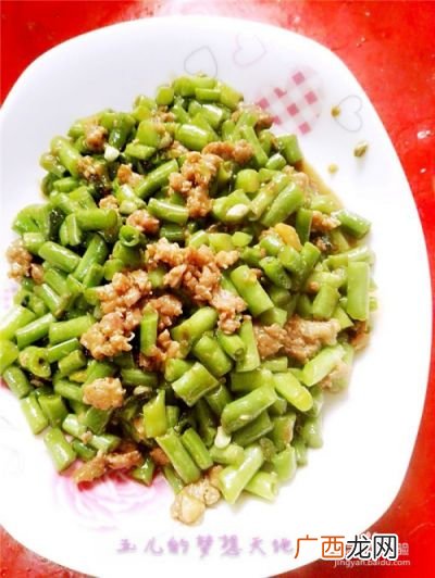 炒豇豆怎么做好吃,大厨炒豇豆的家常做法？