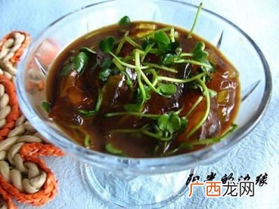 海草凉粉怎么制作,白凉粉和卡拉胶区别?