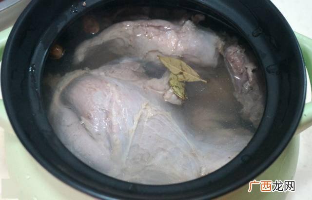 怎样煮白水羊肉好吃又简单,白水羊肉的正确做法?