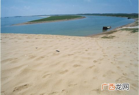 厚田沙漠是怎么形成的,厚田沙漠冬春季风沙活动剧烈原因？