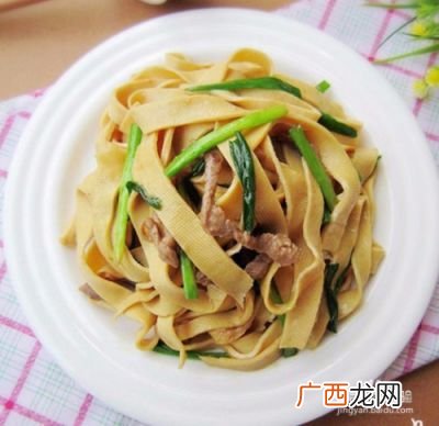 豆腐皮怎么炒,清流豆皮怎么炒好吃？