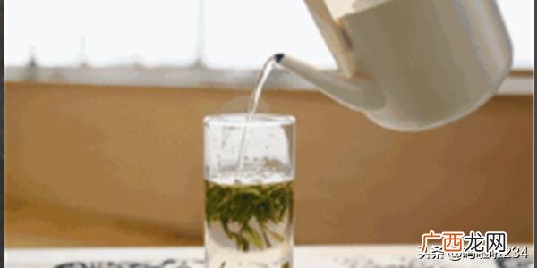 绿茶有哪些投茶方法,绿茶正确冲泡方式？