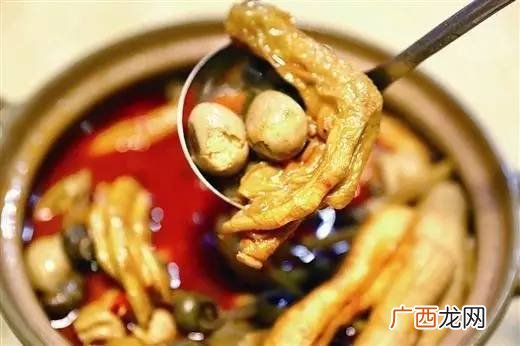 鸭脚煲怎么做,酸笋鸭脚煲做法?
