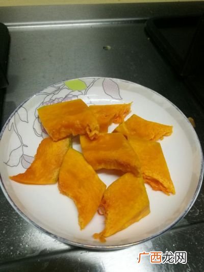 杏干的做法微波炉,电烤箱烤杏干能，烤成不？
