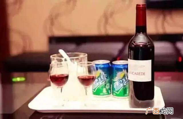 干红葡萄酒怎么喝,干红一般兑什么喝？