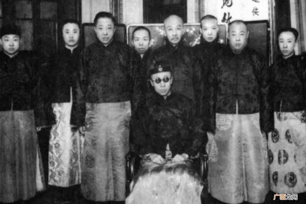 清朝历史多少年,清王朝执政多少年？