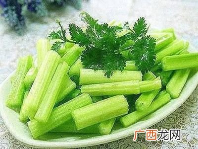 炒芹菜怎么是苦的,炒芹菜发苦为什么？
