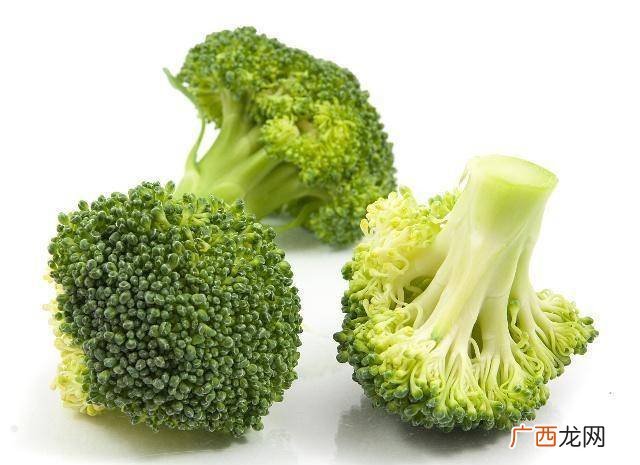 水煮西蓝花多长时间能熟,请问西兰花煮多久就熟了要怎么煮？