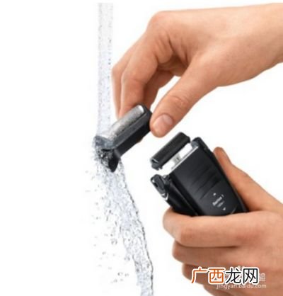 刮胡刀如何清洗,怎么清理剃须刀里面？