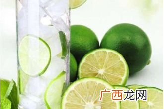 柠檬干泡水的正确方法,冻干柠檬片是用凉水冲，还是用热水冲？