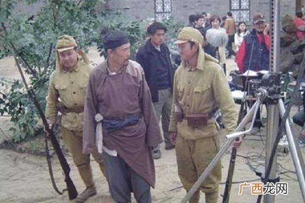 韩英群在电视剧小兵张嘎扮演什么角色,老片电影小兵张嘎里的英子是谁演的？