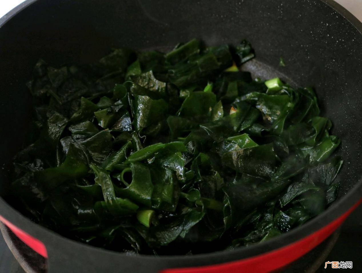 裙带菜怎么炒才好吃,裙带菜家常菜怎么做好吃？