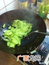 黄瓜菜怎么吃法,鹅蛋炒黄瓜的家常做法？