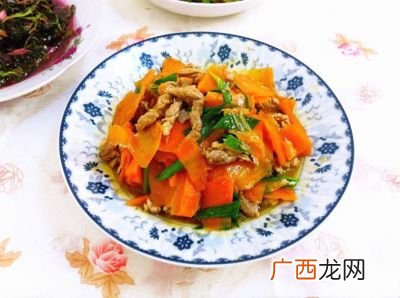 胡萝卜炒肉怎么做,胡萝卜片怎么炒好吃？