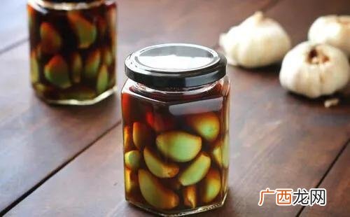 腌制腊八蒜用什么醋比较好,腊八蒜用什么醋好,腊八蒜用陈醋可以吗？