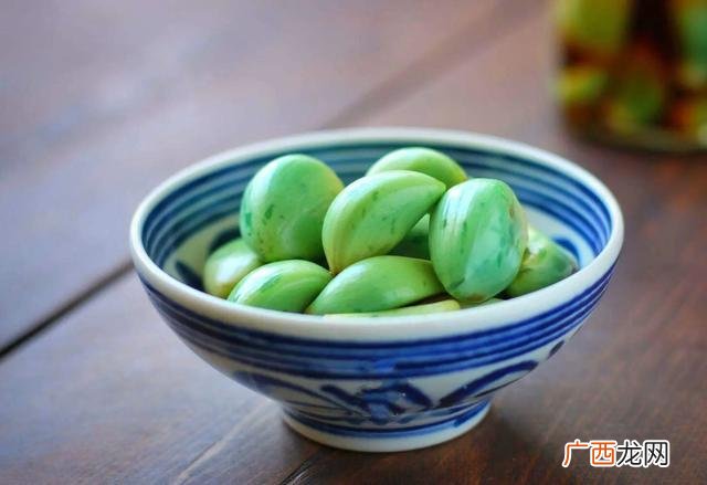 腌制腊八蒜用什么醋比较好,腊八蒜用什么醋好,腊八蒜用陈醋可以吗？