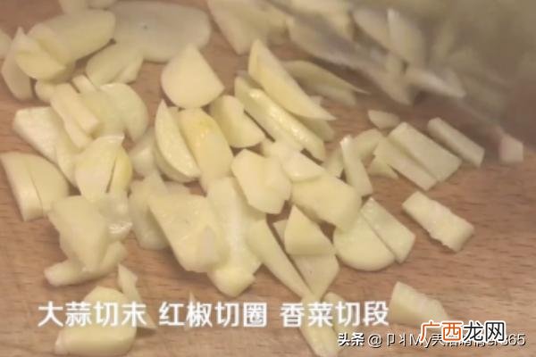 烤肉蘸料汁怎么调,烤肉蘸料怎么调？