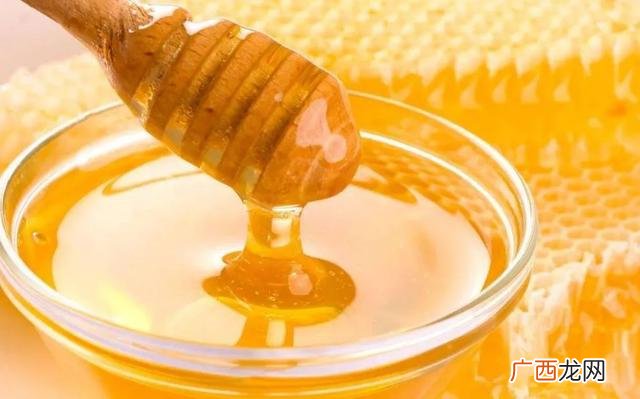 蜂蜜凝固了怎么融化,蜂蜜结晶不融化？