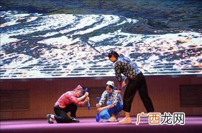 英雄泪原唱是谁,英雄泪吴京原唱？