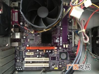 集成显卡集成在CPU还是主板上,amg集成显卡和intel显卡的区别？