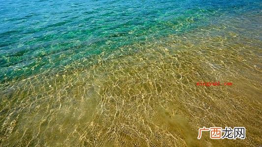 简略回应大家常喜爱用深蓝色来比喻深海 海水的颜色