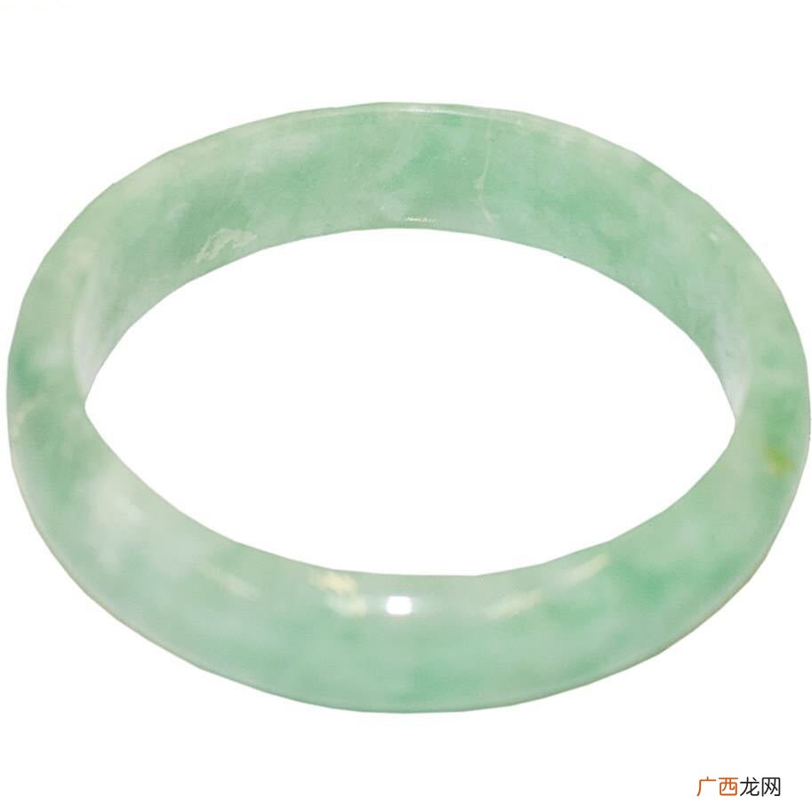 什么是豆种翡翠,豆种和糯种的区别？