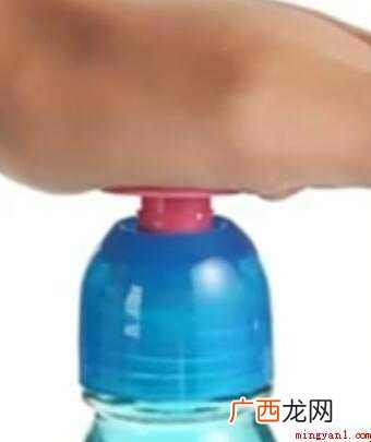 弹珠汽水怎么拿弹珠