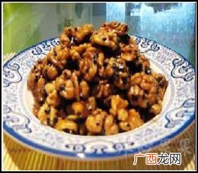 芝麻炒核桃仁,核桃炒芝麻的做法?