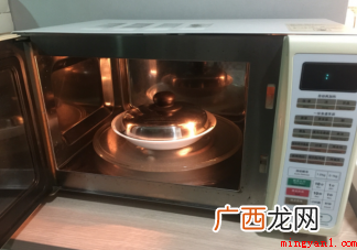 普通陶瓷可以放微波炉加热吗