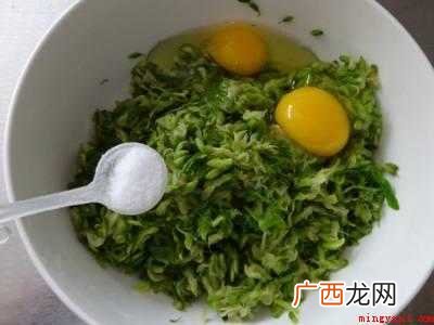 槐花怎么做好吃呢