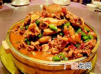 谁知道湘菜里的珠梅土鸡怎么做啊,珠梅鸡的做法正宗做法？