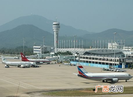 三亚新机场在哪个位置,三亚机场到三亚海滩有多远?