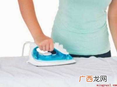 真丝衣服染色怎么洗掉妙招